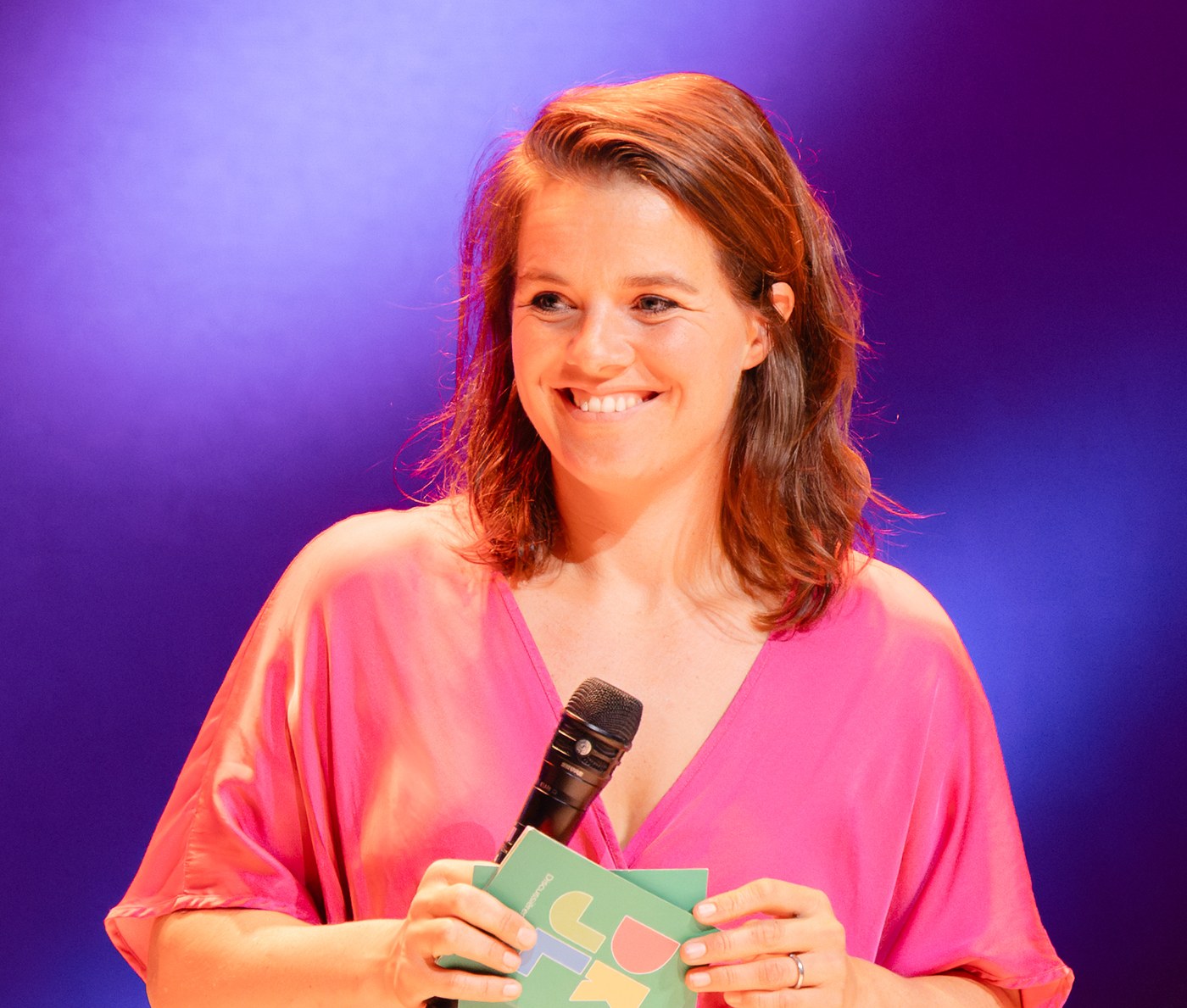 Portret van Tessa van Velzen